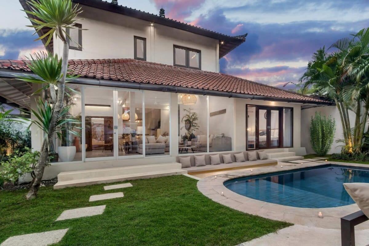 Villa New York - 4 Bdr Pool Luxury Villa, Next To The Forge Bali Seminyak Exterior foto