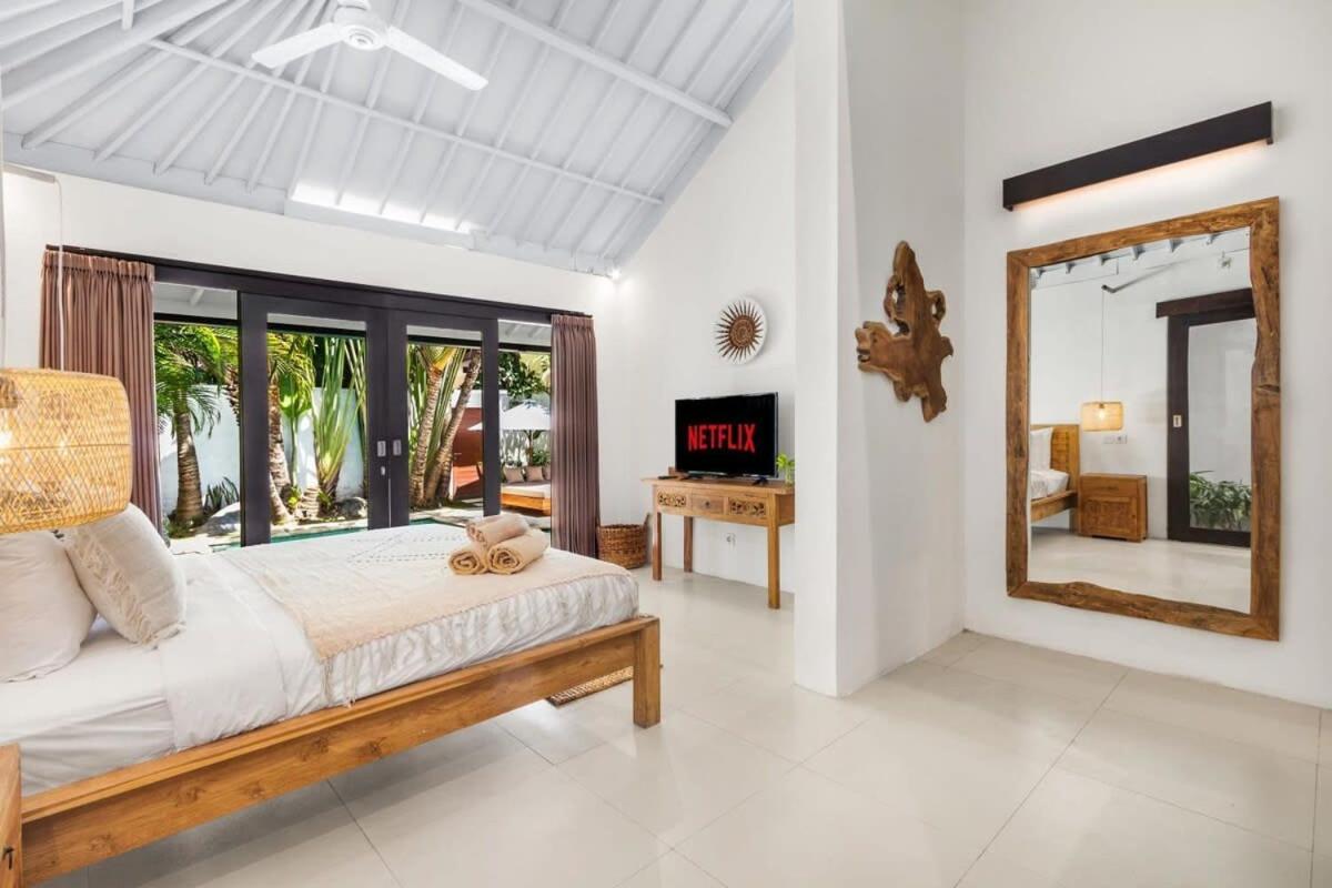 Villa New York - 4 Bdr Pool Luxury Villa, Next To The Forge Bali Seminyak Exterior foto