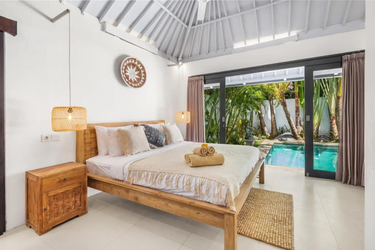Villa New York - 4 Bdr Pool Luxury Villa, Next To The Forge Bali Seminyak Exterior foto