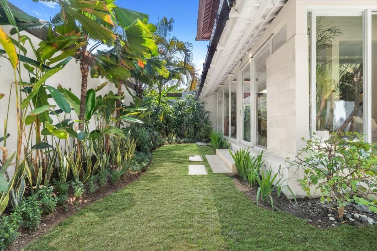 Villa New York - 4 Bdr Pool Luxury Villa, Next To The Forge Bali Seminyak Exterior foto